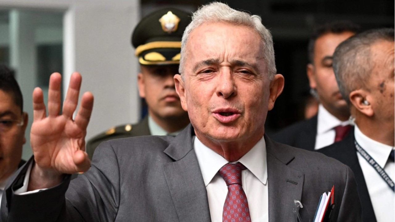 Uribe 2