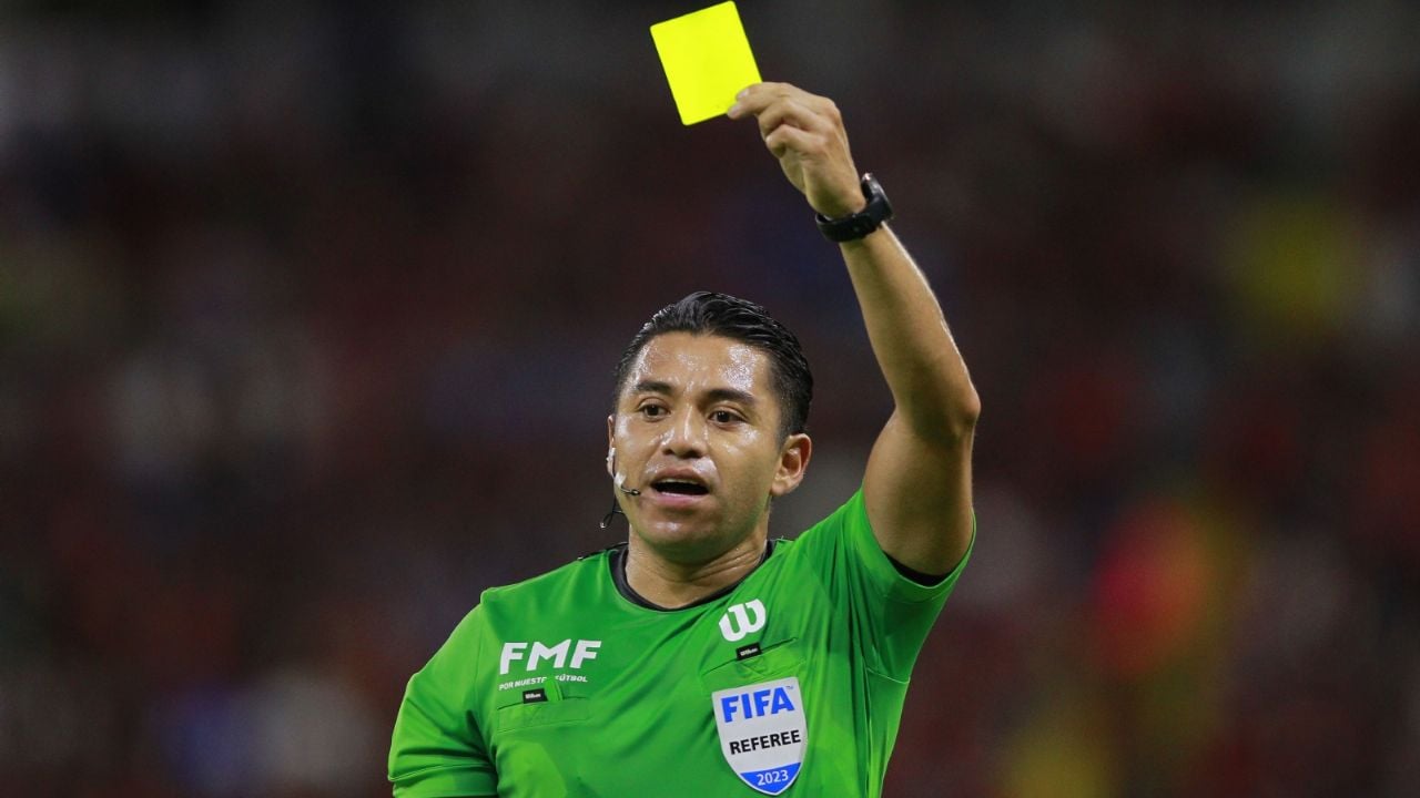 Arbitraje en la Liguilla: Castigan al árbitro por desobedecer al VAR