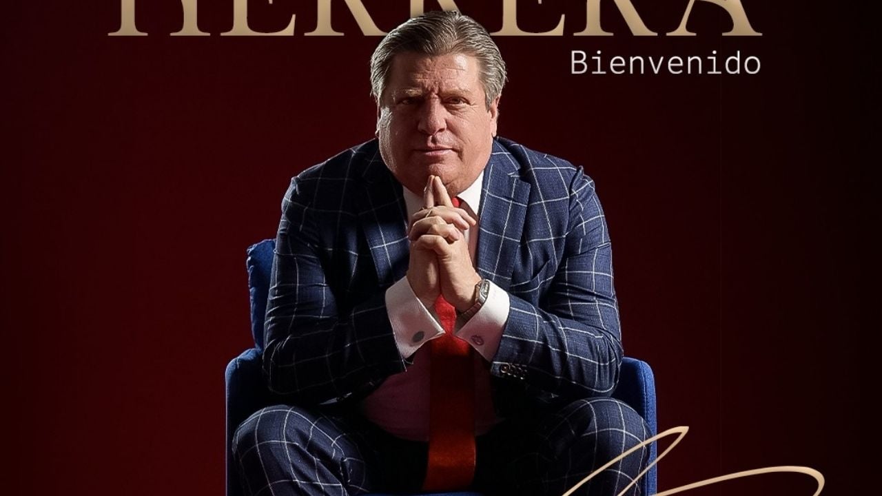 Atlante presenta a 'Piojo' Herrera como nuevo técnico en su regreso.