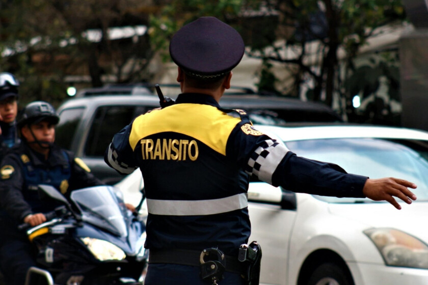 Descuentos en multas pendientes en CDMX: condiciones para vehículos específicos.