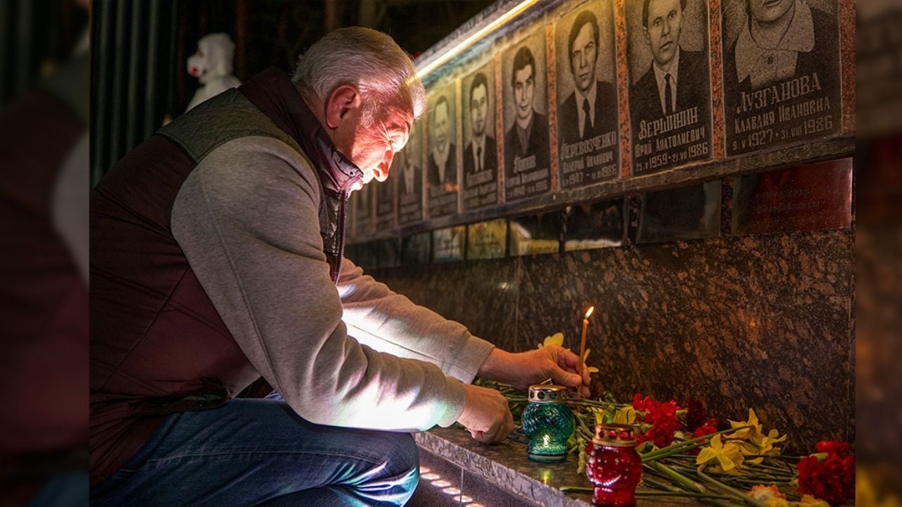 Dieciseis muertos en ataques en Ucrania, recordando el desastre de Chernóbil