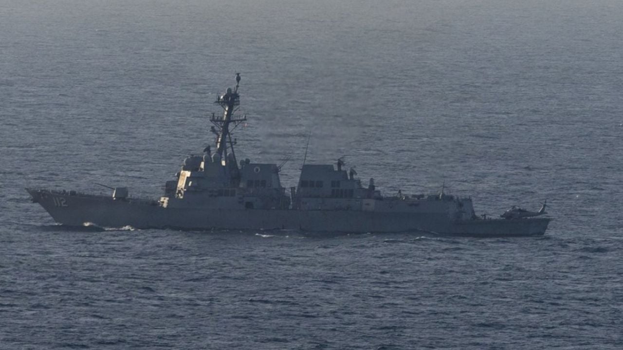Estados Unidos confirma redirección de 29 buques en el estrecho de Ormuz