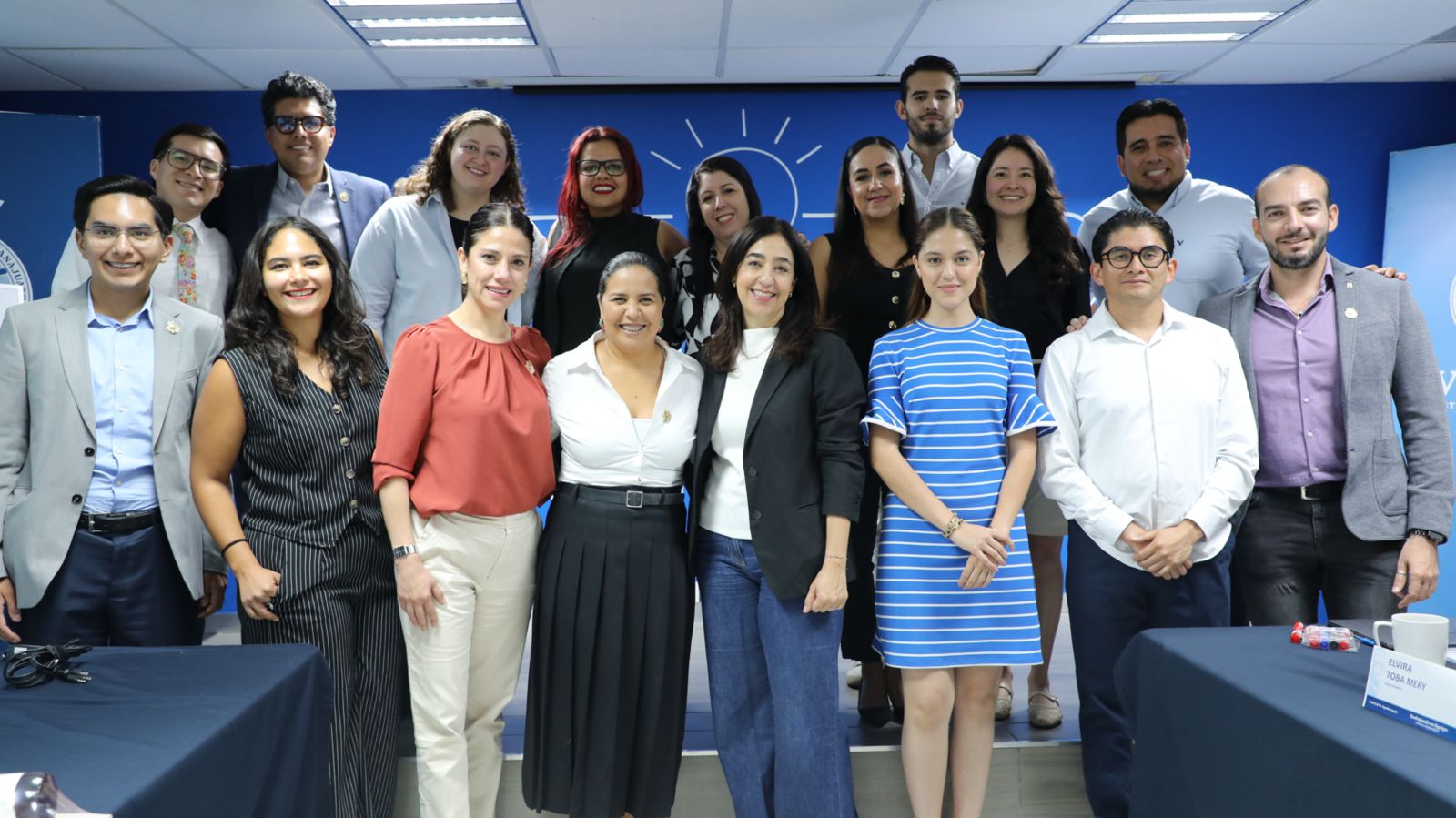 Fortalecen liderazgo en jóvenes con capacitación en [Ciudad/Estado]