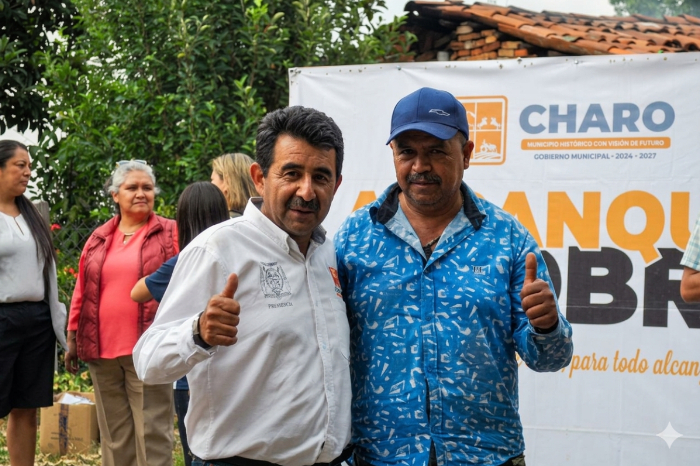Gabriel Molinero da inicio a obra de drenaje sanitario en Jaripeo, [Ciudad/Estado]