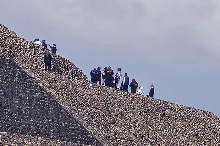 Identifican a víctimas tras ataque armado en Pirámide de la Luna, Teotihuacán