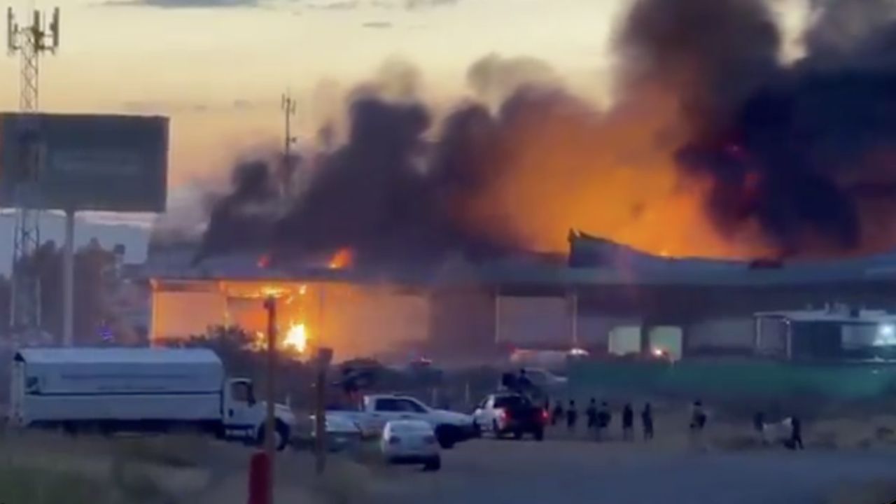 Incendio en bodega de Segalmex en Zacatecas; Gobierno señala a productores