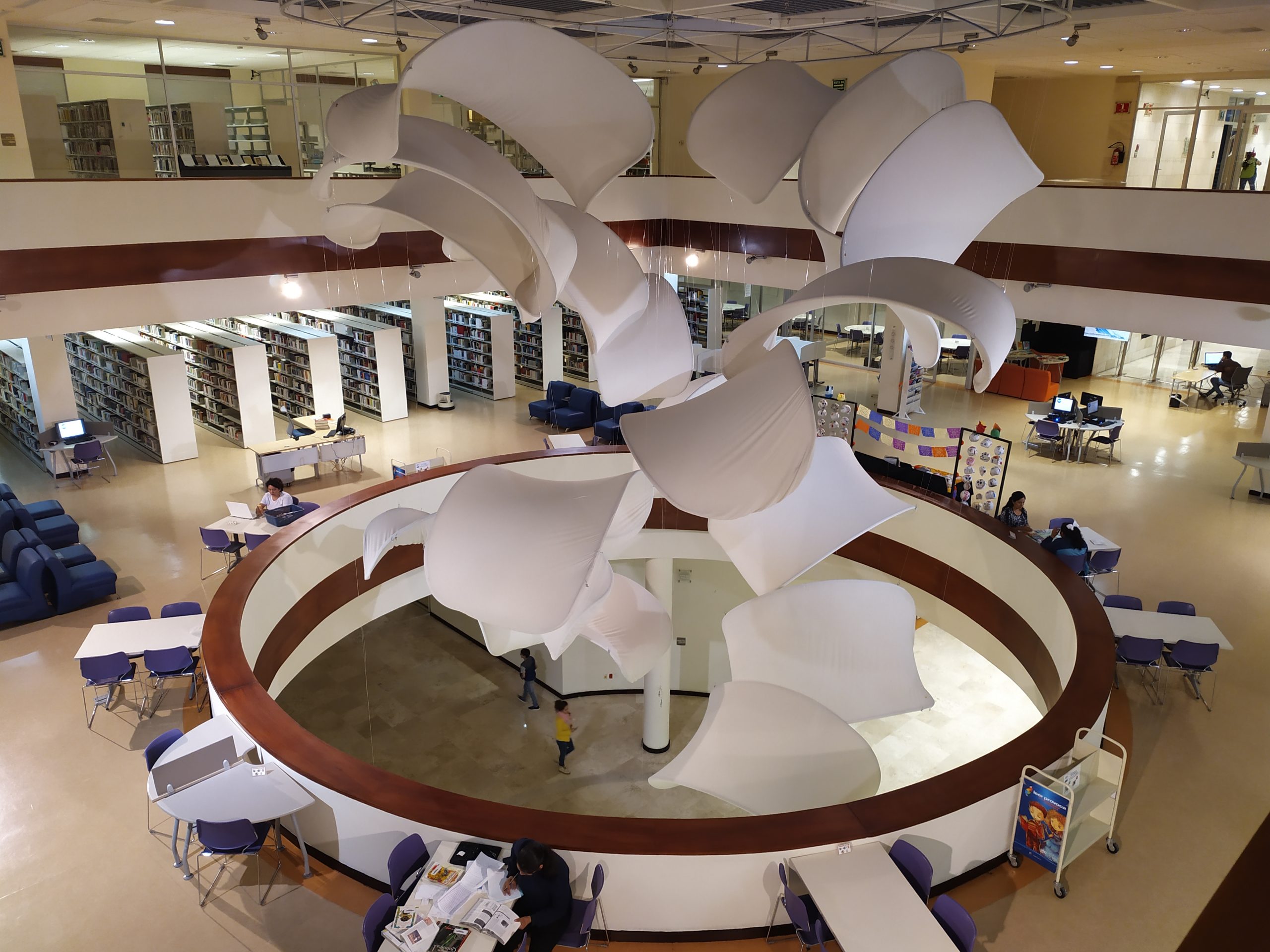 La Biblioteca Central Estatal de [Ciudad/Estado] Anuncia Programación de Mayo