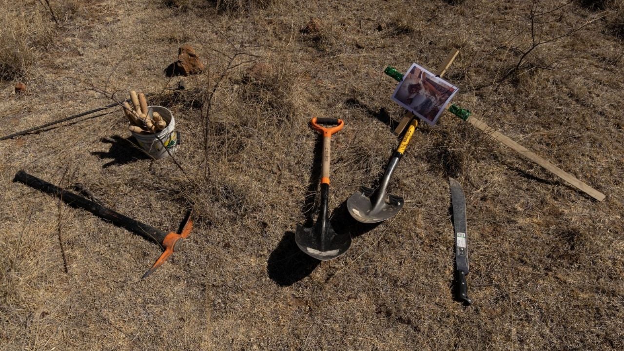 Madres buscadoras encuentran restos humanos en El Salto, Jalisco