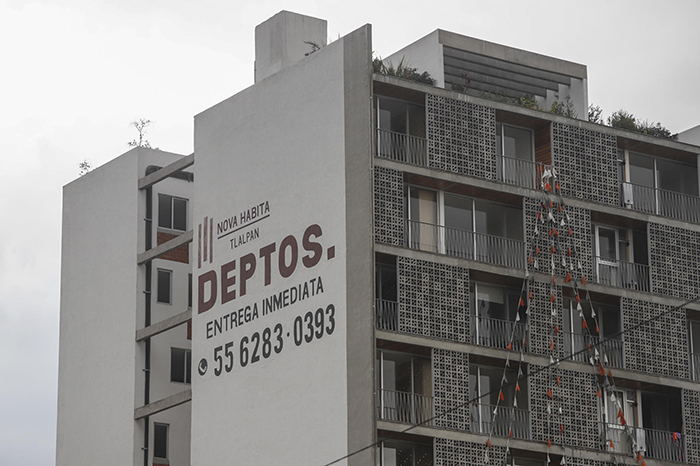 Plan local para reducir déficit de 10 millones en [Ciudad/Estado]