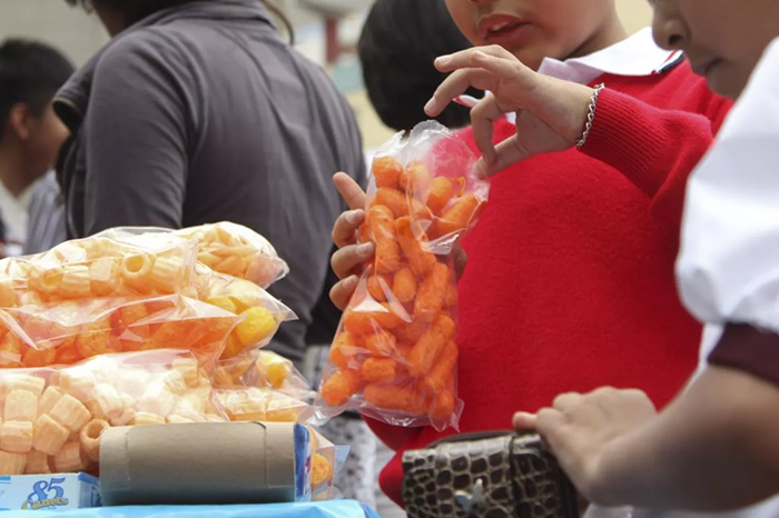 Resistencia, Chaco, se opone a la eliminación de comida chatarra