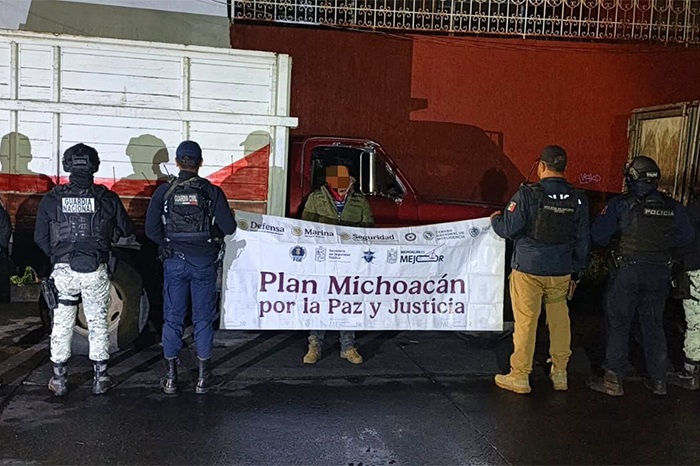 Retienen vehículos en Capacuaro tras operativos contra tala ilegal
