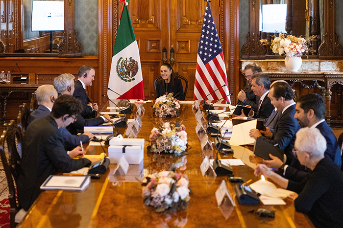 Sheinbaum y Jamieson Greer impulsan revisión del T-MEC en México