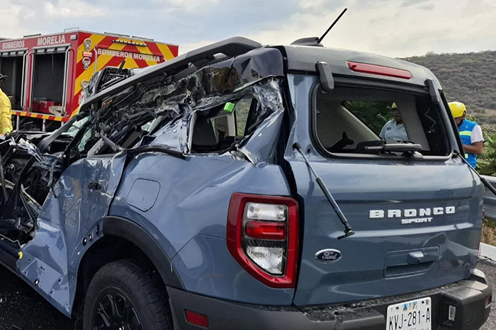 Tragedia en la autopista Pátzcuaro–Cuitzeo: Fallecen dos personas en choque