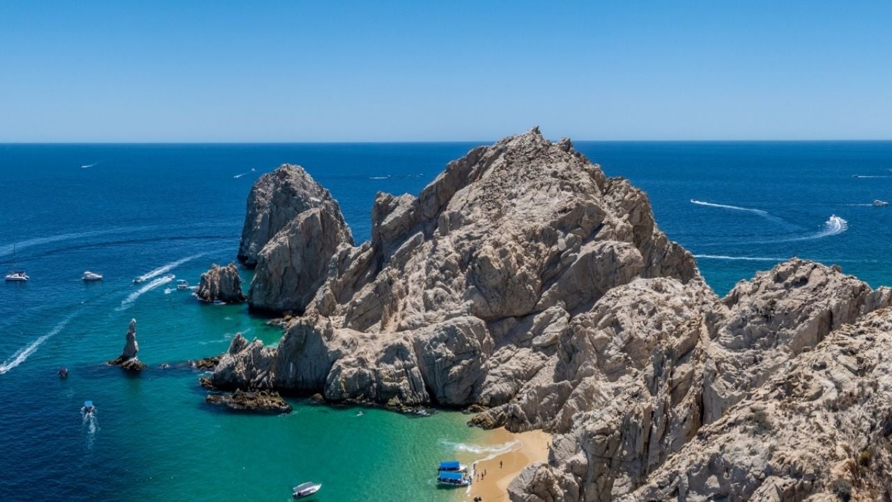 Turismo en Los Cabos cae 49% por percepción de inseguridad en 2026