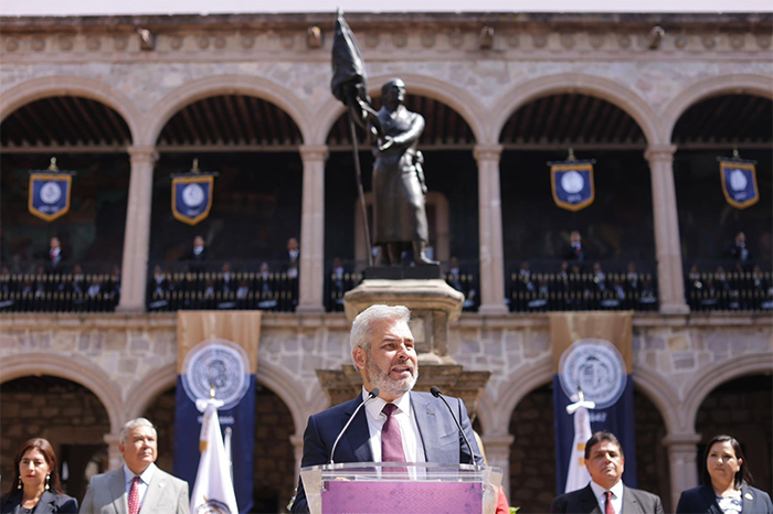 Universidad Michoacana obtiene presupuesto constitucional garantizado, afirma Bedolla