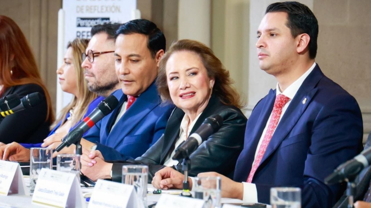 Yasmín Esquivel propone reforma judicial en Ciudad de México para jueces y cortes