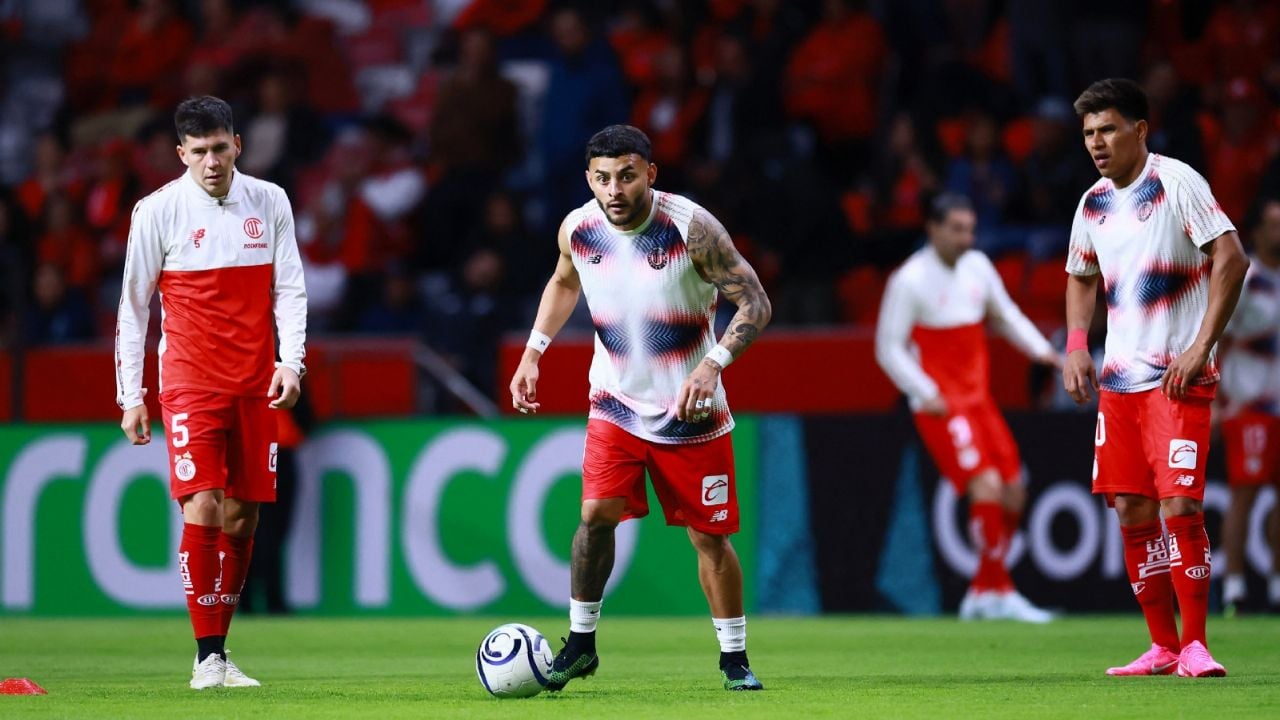 Alexis Vega y Jesús Gallardo se unen a la concentración de México
