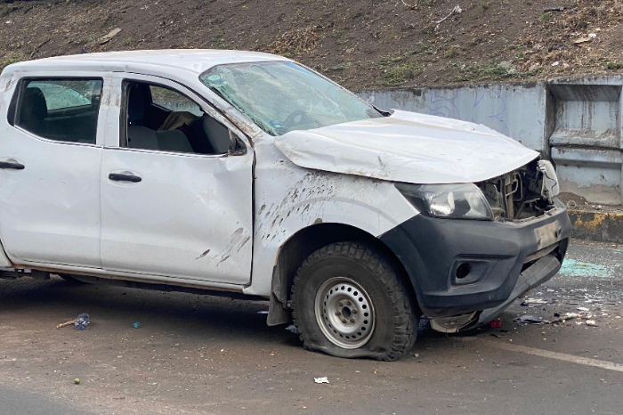 Accidente de camioneta en el Distribuidor Salida a Salamanca en Guanajuato