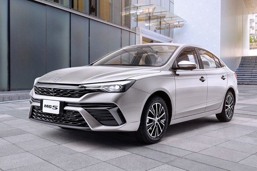 Análisis técnico del sedán más asequible: Hyundai Accent 2023.