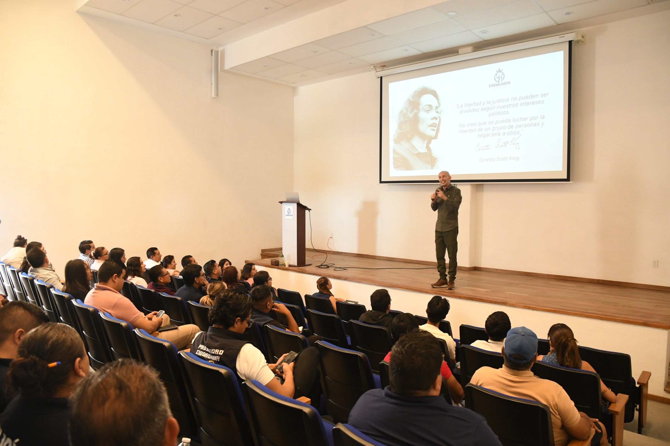 Avanza la Secretaría de Seguridad en formación sobre diversidad sexual en [Ciudad/Estado]