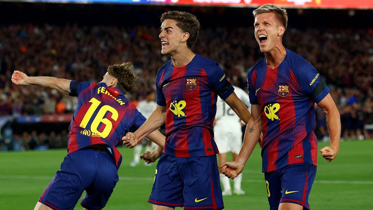 Barcelona se corona campeón de LaLiga tras vencer al Real Madrid en el Clásico.