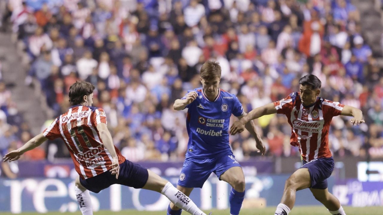 Boletos del Cruz Azul vs Chivas a 130 pesos provocan protestas por cancelaciones