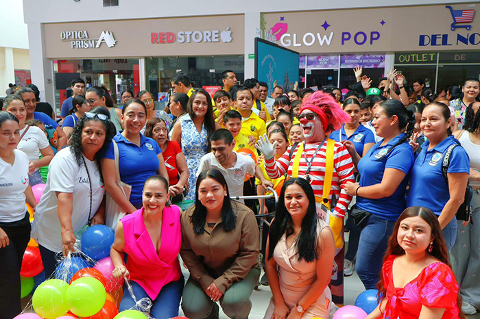 Cinépolis y DIF de Lázaro Cárdenas brindan cine gratuito a niños del CAM