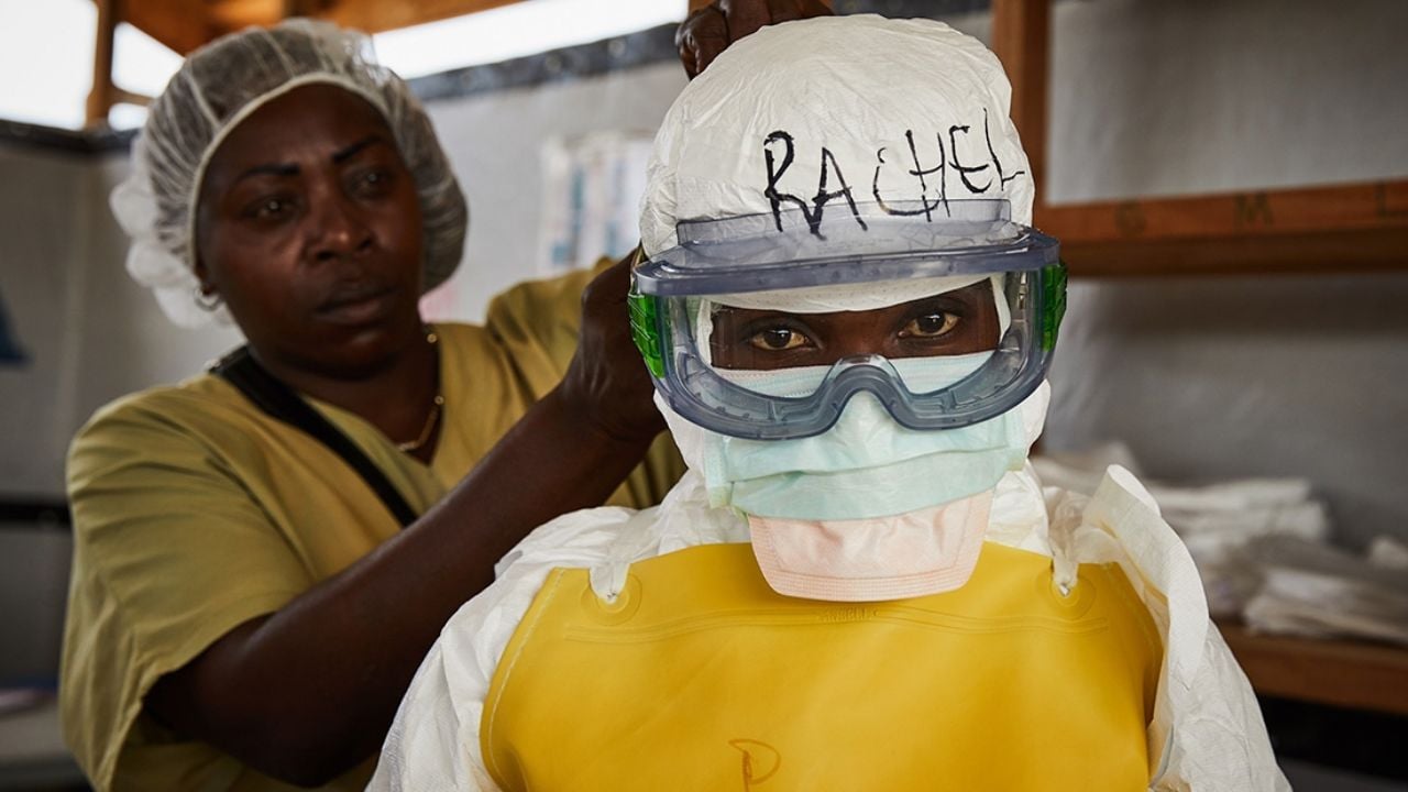 Ciudadano estadounidense diagnosticado con ébola en Congo será trasladado a Alemania