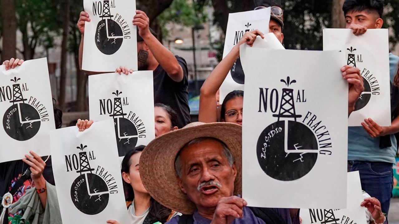 Comunidades indígenas de [Ciudad/Estado] piden a Sheinbaum prohibir el fracking