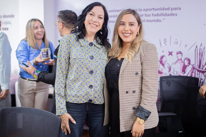 Dayana Pérez promueve el Bachillerato Nacional "Margarita Maza" en Santa Clara del Cobre