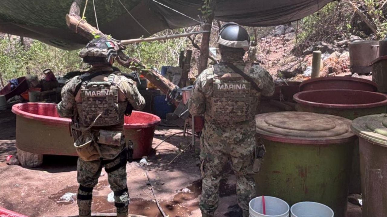 Desmantelan laboratorios clandestinos en Jalisco, Sinaloa y Nayarit con 10 mil litros de precursores