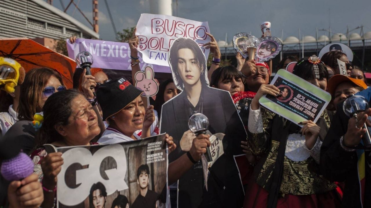 Detienen a 14 revendedores en concierto de BTS en Ciudad de México