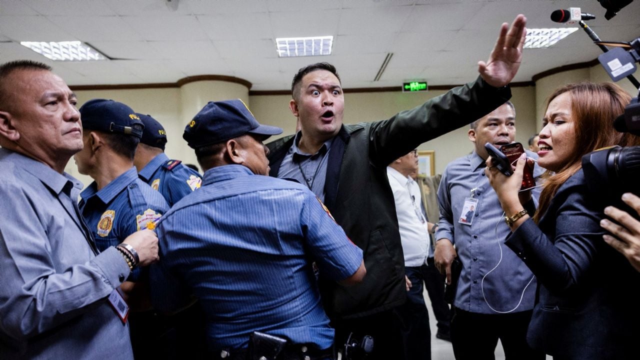 Disparos en el Senado de Filipinas durante intento de detención de legislador