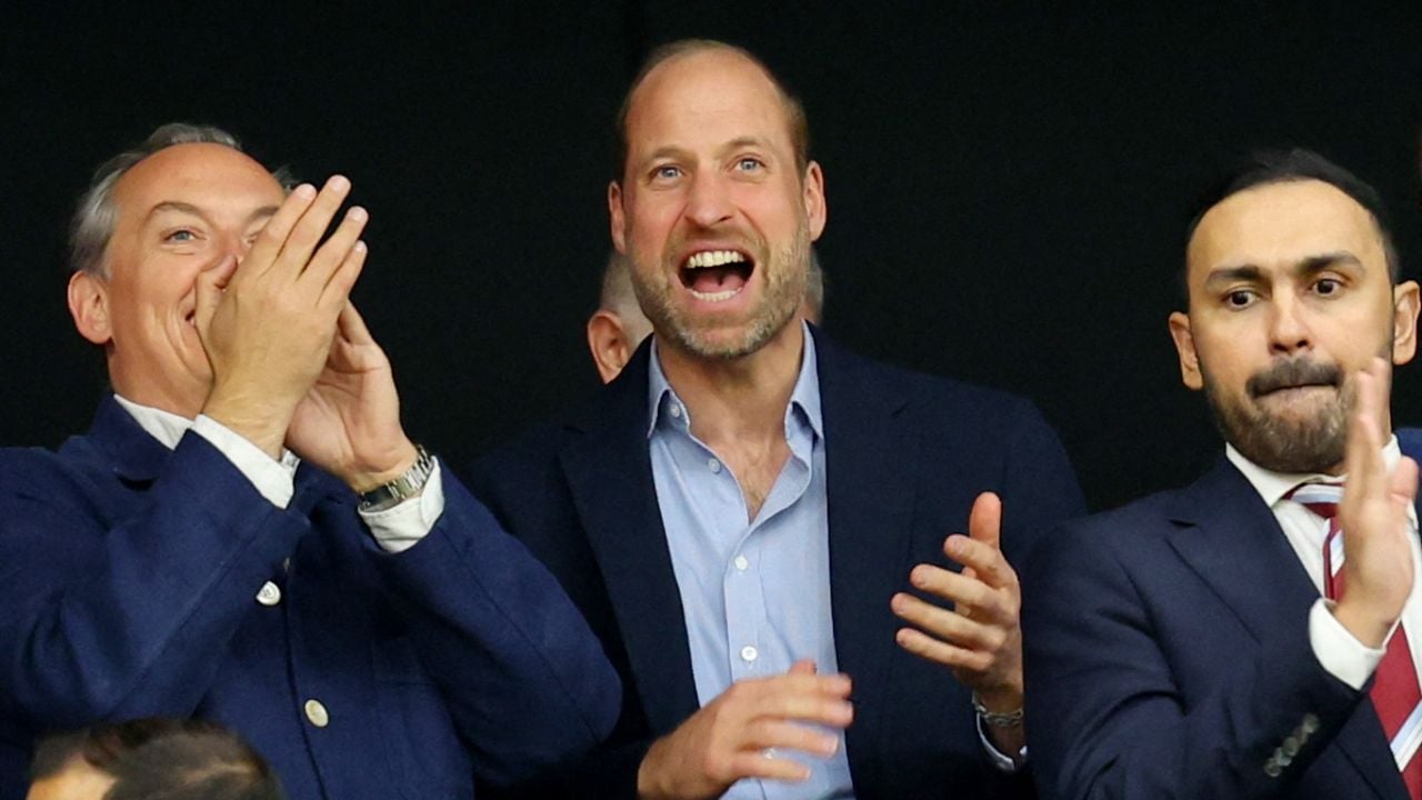 El príncipe William celebra la coronación del Aston Villa en Europa League