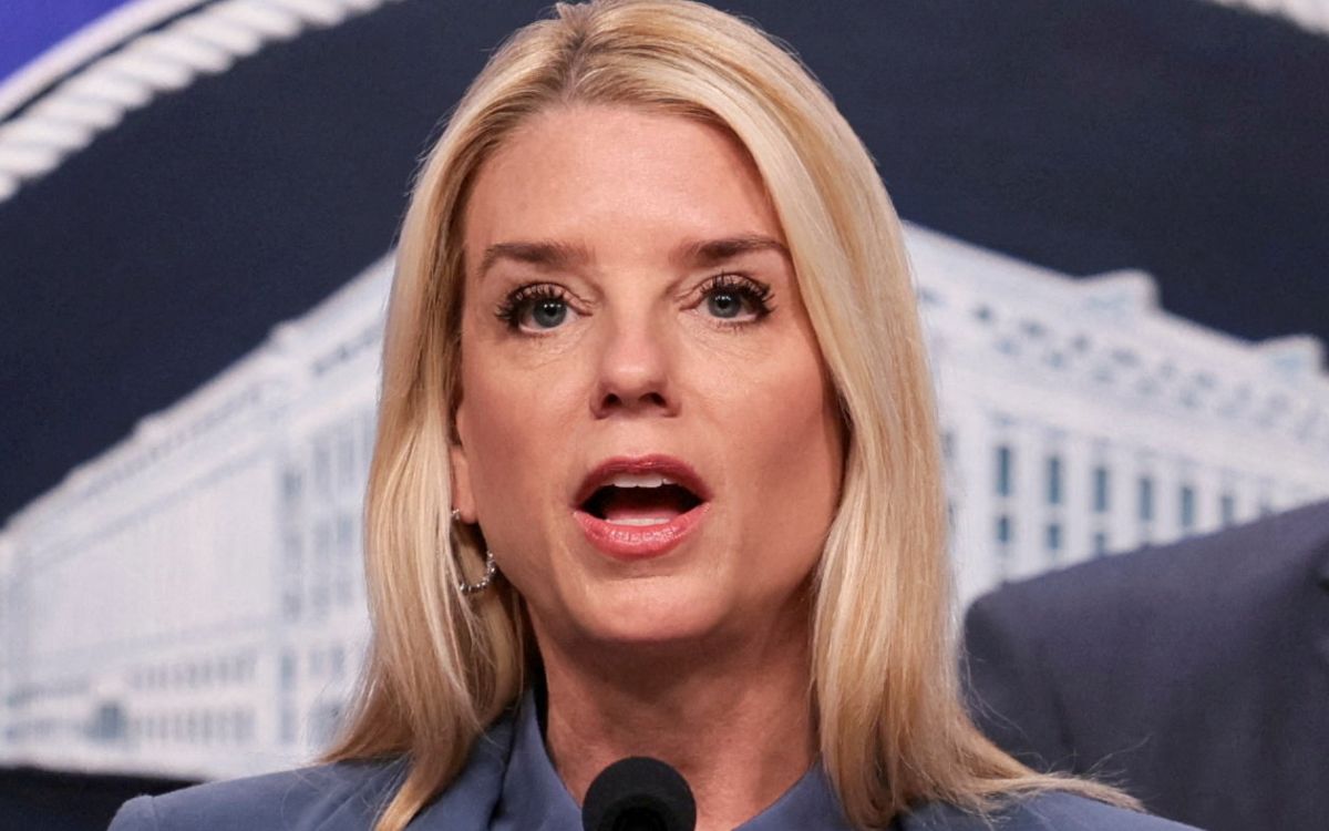 Estados Unidos: Exfiscal Bondi testifica nuevamente en el Congreso sobre Epstein