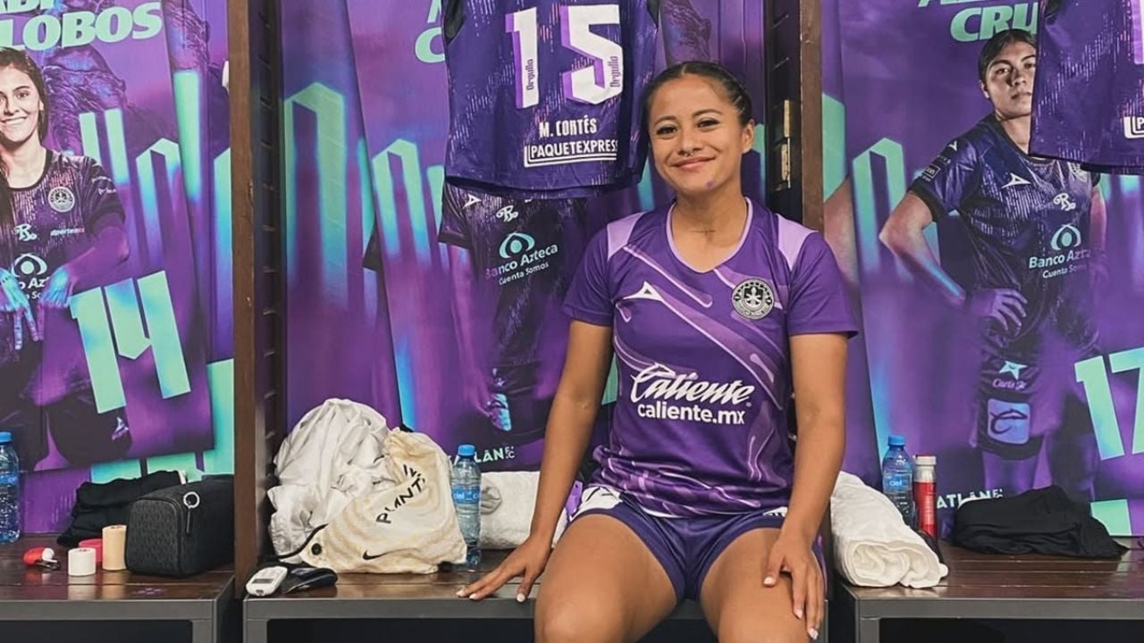 Exjugadora de Liga MX Femenil rifa recuerdos para costear cirugía de rodilla