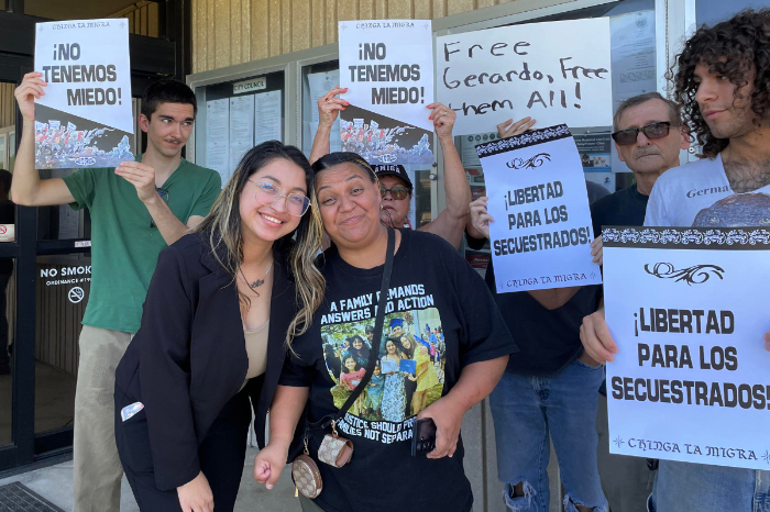 Familia de migrante mexicano en [Ciudad/Estado] clama por justicia tras arresto irregular