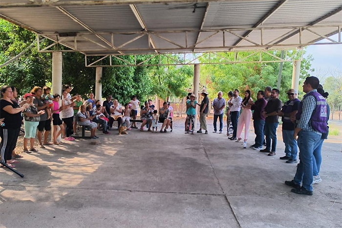 Familias desplazadas regresan a Apatzingán, informa la Segob