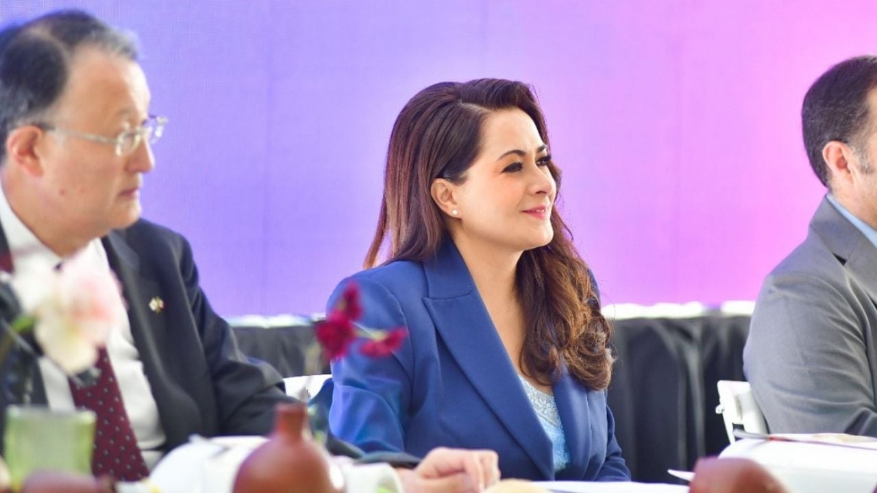 Gobernadora de Aguascalientes fortalece vínculos con empresarios japoneses en reunión.