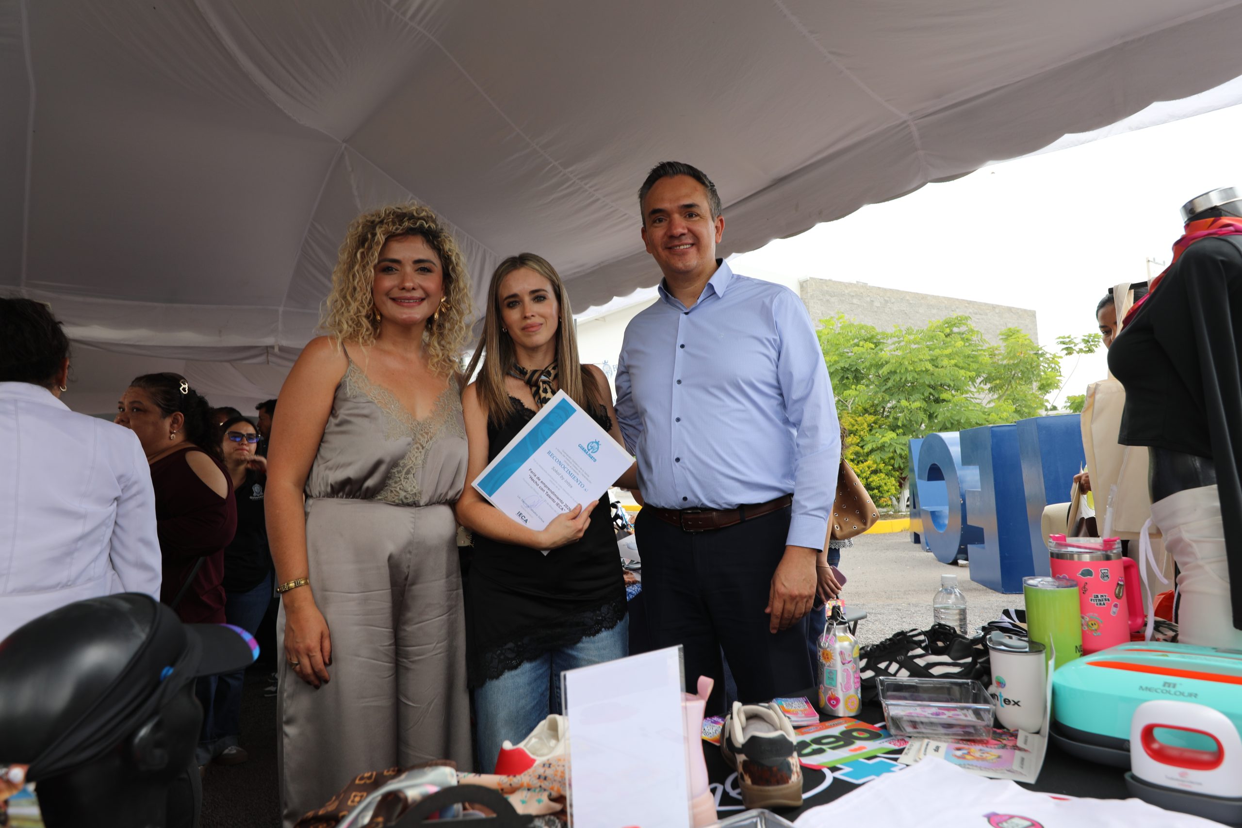 IECA promueve emprendimiento en Feria "Hecho con Talento 2026"
