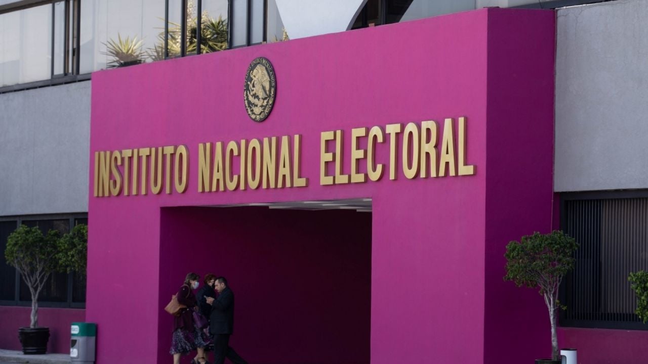 INE suspende examen de ingreso al servicio profesional electoral en Ciudad de México