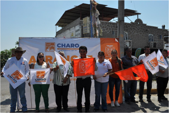 Inicia reconstrucción de la calle Pino Suárez en Charo, Michoacán