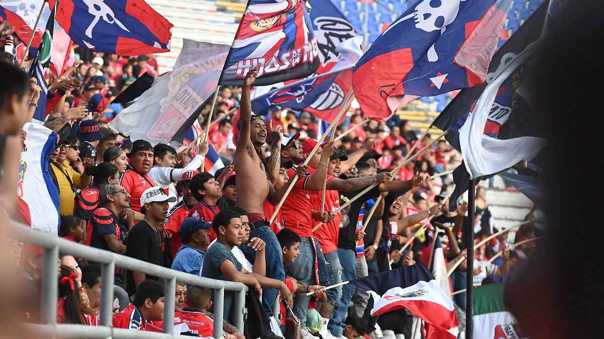 Irapuato busca diálogo por futbol profesional mientras Healthy People adeuda multas