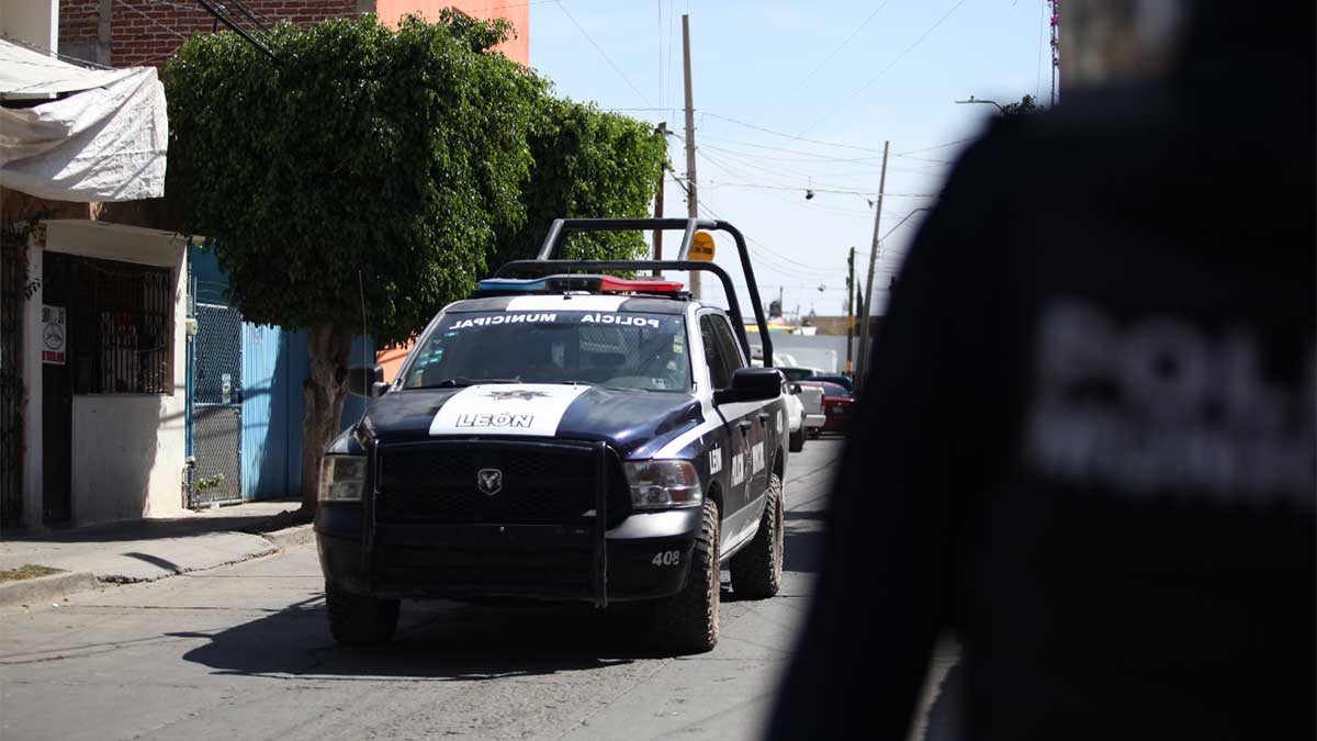León: Policías municipales de la colonia Bernardo León Olea resolverán 90% de delitos