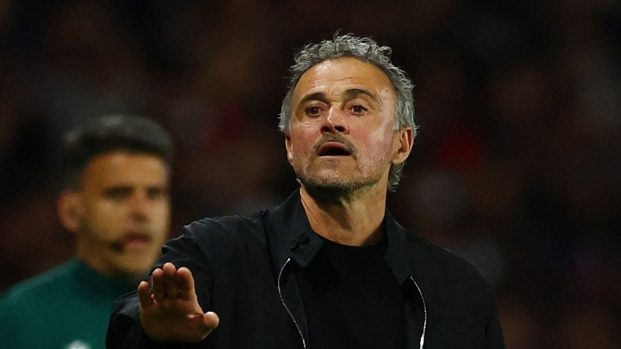 Luis Enrique defiende triunfo del PSG ante Bayern tras críticas.