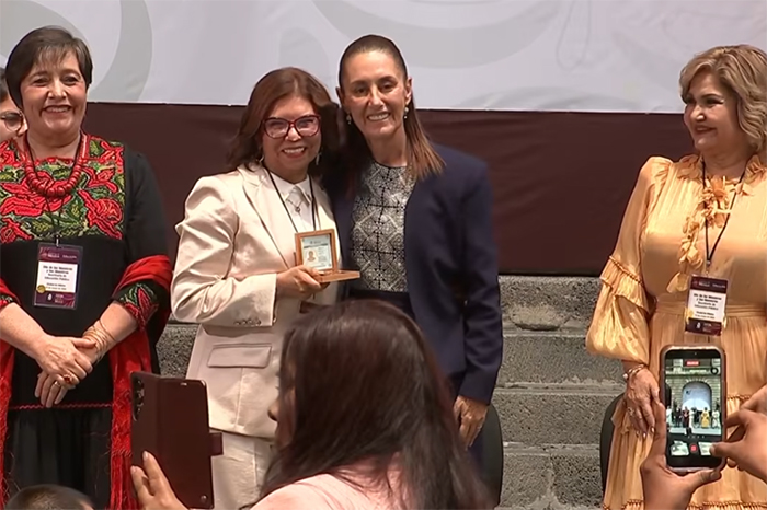 Mario Delgado anuncia incremento salarial del 9% para maestros en Ciudad de México