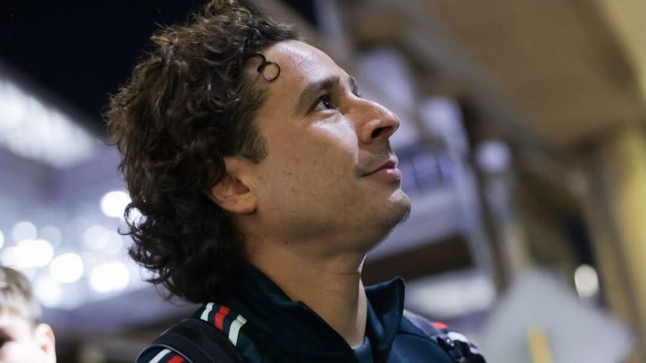 Memo Ochoa llega a México emocionado por su sexto Mundial