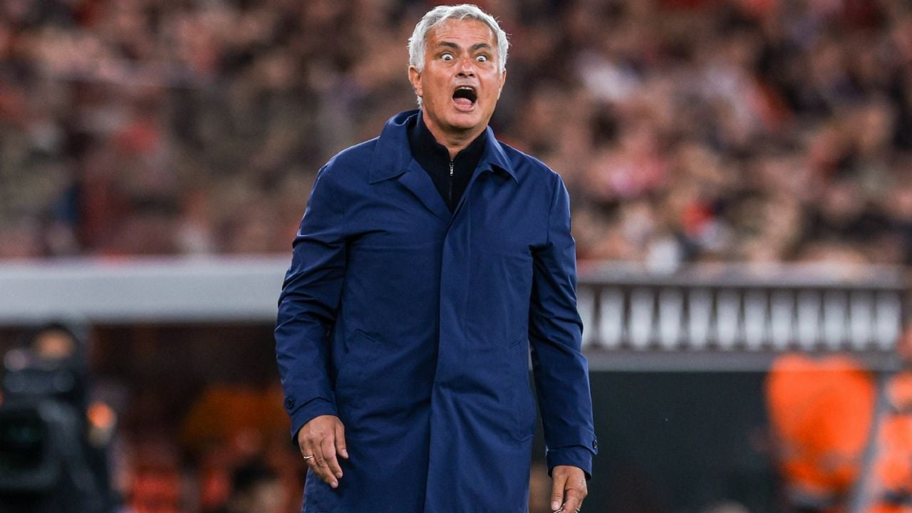 Mourinho confirma sondeos del Real Madrid para un posible regreso como técnico