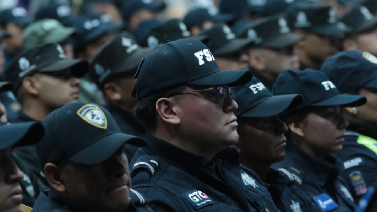Puebla: Reconocen a 468 policías y custodios en graduación del Infospe