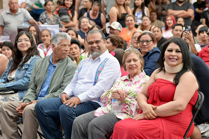 Puruándiro: Presidente municipal reconoce y celebra a las madres locales